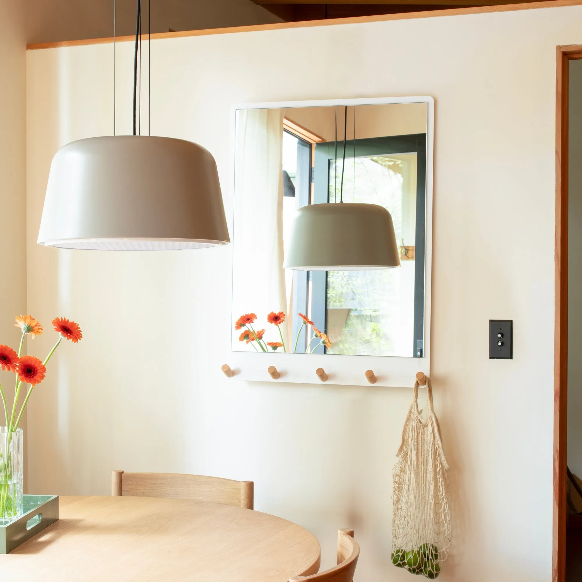 Barnes 18" Pendant